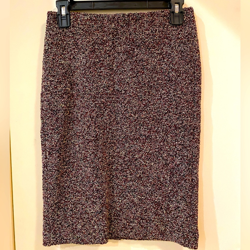 Ann Taylor petite pull on boucle pencil skirt